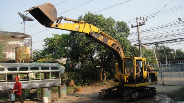 รถแบ็คโฮ CAT120 บูมสวยเดิมๆ เอวแน่น ใช้งานได้ปกติ ราคาถูก