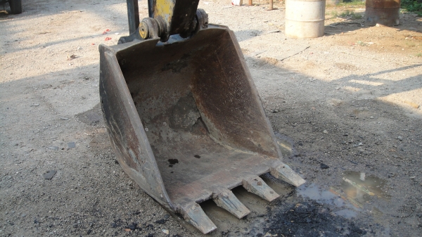 รถแบ็คโฮ CAT120 บูมสวยเดิมๆ เอวแน่น ใช้งานได้ปกติ ราคาถูก