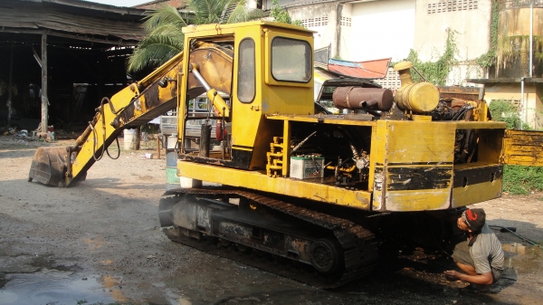 รถแบ็คโฮ CAT120 บูมสวยเดิมๆ เอวแน่น ใช้งานได้ปกติ ราคาถูก