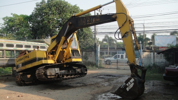 รถแบ็คโฮ CAT120 บูมสวยเดิมๆ เอวแน่น ใช้งานได้ปกติ ราคาถูก