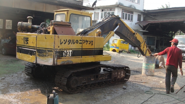 รถแบ็คโฮ CAT120 บูมสวยเดิมๆ เอวแน่น ใช้งานได้ปกติ ราคาถูก