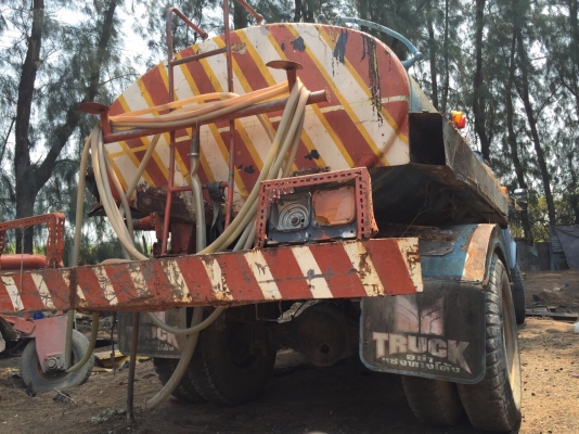 ต้องการขายรถน้ำ6ล้อหน้ายาว TOYOTA เครื่องอีซุซุ130แรงม้า รถขับได้ เล่มทะเบียนแจ้งจอด ราคา155,000