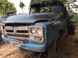 ต้องการขายรถน้ำ6ล้อหน้ายาว TOYOTA เครื่องอีซุซุ130แรงม้า รถขับได้ เล่มทะเบียนแจ้งจอด ราคา155,000