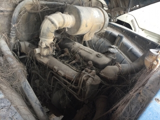 ต้องการขายรถน้ำ6ล้อหน้ายาว TOYOTA เครื่องอีซุซุ130แรงม้า รถขับได้ เล่มทะเบียนแจ้งจอด ราคา155,000