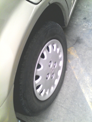 ขอบ 13 กะทะ 4 รู 100 มม. พร้อมยาง 175/70R13 ชุด 4 ล้อ TEL.081-427-3941 ขอบ 13 กะทะ 4 รู 100 มม. พร้อมยาง 175/70R13 ชุด 4 ล้อ TEL.081-427-3941