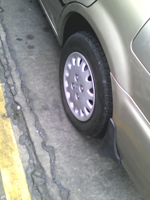 ขอบ 13 กะทะ 4 รู 100 มม. พร้อมยาง 175/70R13 ชุด 4 ล้อ TEL.081-427-3941 ขอบ 13 กะทะ 4 รู 100 มม. พร้อมยาง 175/70R13 ชุด 4 ล้อ TEL.081-427-3941