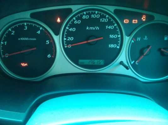 ขายรถกระบะ อิซูซุ ดีแม็ค ปี 46 เครื่อง 3000 4 ประตูวิ่งได้ 176157 ก.ม