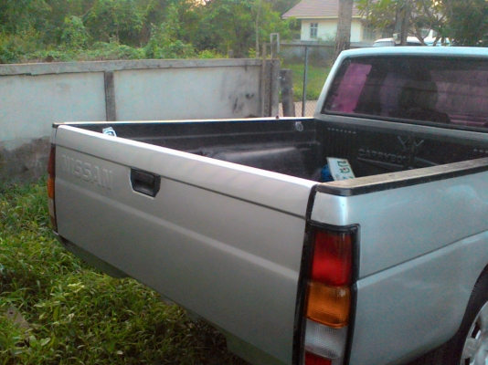 ขาย BIG M แคปจอโค้ง เครื่องแดง2.5 คัดชีสวย เครื่องแน่นไม่ไอ พร้อมใช้งาน