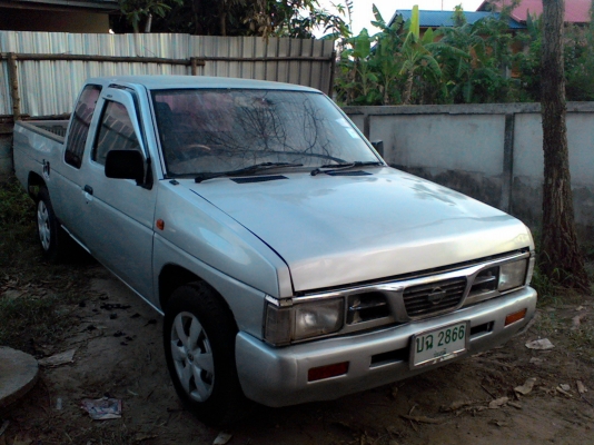 ขาย BIG M แคปจอโค้ง เครื่องแดง2.5 คัดชีสวย เครื่องแน่นไม่ไอ พร้อมใช้งาน