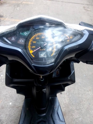 ขายไม่แพง click110i เดิมๆปี2552 ราคาบ้านๆด่วนๆคับ เล่มเอกสารครบ