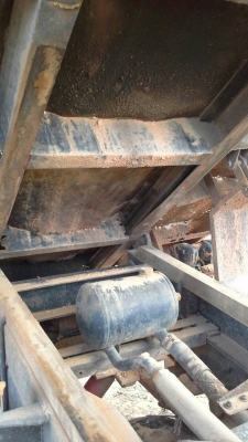 รถนิสสัน 6 ล้อดั้ม  120  แรงม้า.  ปี 46  สนใจติดต่อ 081 - 6079515