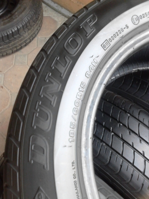 185/60R15 DUNLOP SP SPORT 2030 ปี2012 ชุด 4 เส้น TEL.081-427-3941 185/60R15 DUNLOP SP SPORT 2030 ปี2012 ชุด 4 เส้น TEL.081-427-3941