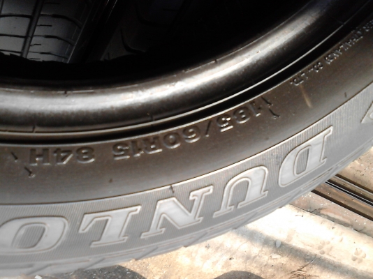 185/60R15 DUNLOP SP SPORT 2030 ปี2012 ชุด 4 เส้น TEL.081-427-3941 185/60R15 DUNLOP SP SPORT 2030 ปี2012 ชุด 4 เส้น TEL.081-427-3941