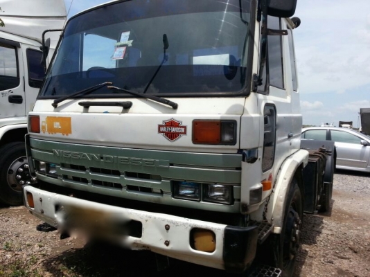 รถนิสสัน UD  10  ล้อ หัวลาก 180 แรงม้า. ปี 34  (  * ขายตามสภาพ. / มีขาย 2 คัน.  )   สนใจติดต่อ 081 - 6079515