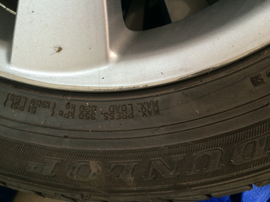 ขายล้อแม็คพร้อมยาง มาสด้า3 ขายล้อแม็คพร้อมยาง มาสด้า3