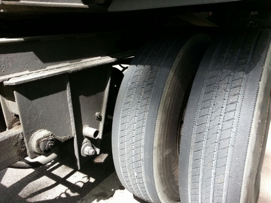 รถอีซูซุ 10 ล้อดั้ม FXZ  320  แรงม้า.  ปี 48  ( ขายแม่ , ลูก. )      สนใจติดต่อ  081 - 6079515