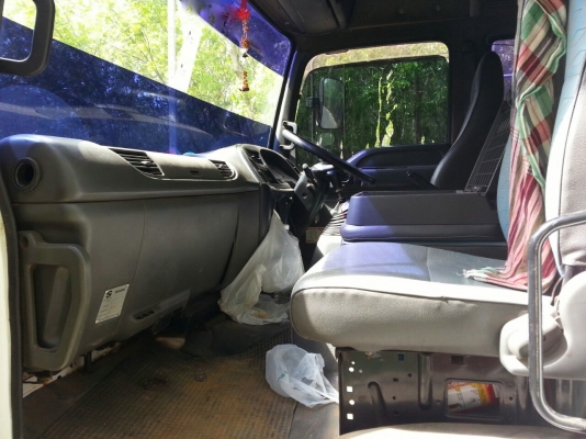 รถอีซูซุ 10 ล้อดั้ม FXZ  320  แรงม้า.  ปี 48  ( ขายแม่ , ลูก. )      สนใจติดต่อ  081 - 6079515