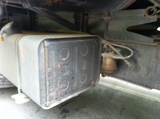 รถอีซูซุ 10 ล้อดั้ม FXZ  320  แรงม้า.  ปี 48  ( ขายแม่ , ลูก. )      สนใจติดต่อ  081 - 6079515