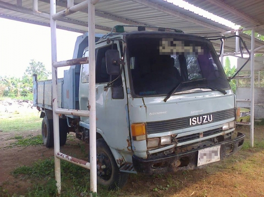 **453,000 บ.ต่อรอง///6ล้อดั้มดินยาง8 ROCKY-175** ขาย ISUZU ROCKY FRR-175 6ล้อดั้มดิน5คิว ISUZU ROCKY FRR13HA 6BG1-175HP เครื่องเดิม เกียร์เดิม เครื่อง/เกียร์ ดี ยังโอเค ช่วงล่างใหญ่ Fหน้า-หลัง คัสซี ดี เดิม ไม่ผุ กระบะดั้มฝาข้างมิเนียม 5ตัน 3.60ม.ยิงหน้า