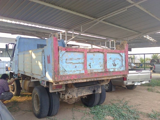 **453,000 บ.ต่อรอง///6ล้อดั้มดินยาง8 ROCKY-175** ขาย ISUZU ROCKY FRR-175 6ล้อดั้มดิน5คิว ISUZU ROCKY FRR13HA 6BG1-175HP เครื่องเดิม เกียร์เดิม เครื่อง/เกียร์ ดี ยังโอเค ช่วงล่างใหญ่ Fหน้า-หลัง คัสซี ดี เดิม ไม่ผุ กระบะดั้มฝาข้างมิเนียม 5ตัน 3.60ม.ยิงหน้า