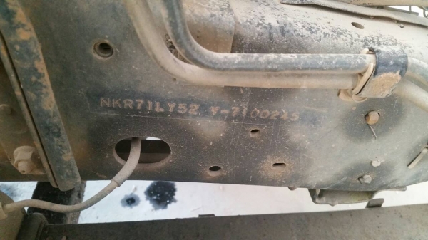 ขายรถ6ล้อNKRเครือง130แรงปี44ติดโม้ตรง3คิวมีเล่มทะเบืยน