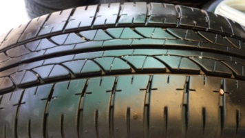 ขายยาง185/65/15 ยาง BRIDGESTONE B250 ปี 12 (4เส้น)