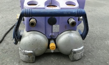 ขาย - ปั๊มลม AIR COMPRESSOR มือสองญี่ปุ่น MAX: AK 700E ตัวกะทัดรัด