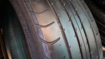 ขายยาง195/45/16 ยาง DUNLOP SP SPORT 2050 ปี 12 ( 1ชุด ) ขายยาง195/45/16 ยาง DUNLOP SP SPORT 2050 ปี 12 ( 1ชุด )