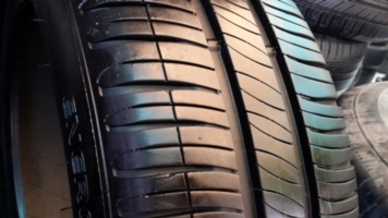 ขายยาง185/55/16 ยางMICHELIN ENEREY XM2 ปี 12 (1ชุด ) ขายยาง185/55/16 ยางMICHELIN ENEREY XM2 ปี 12 (1ชุด )