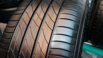 ขายยาง225/50/17 ยาง MICHELIN   PRIMACY  3ST ปี4713 ( 1ชุด )