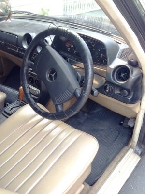 ขาย รถเบนซ์ w123 เครื่อง 1j ติดแก๊ส lpg ถูกมาก 79000