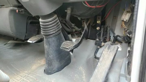 มิตซู แคนเตอร์FE649 ดั้ม หิน ทราย รถปี 48 มิตซู แคนเตอร์FE649 ดั้ม หิน ทราย รถปี 48