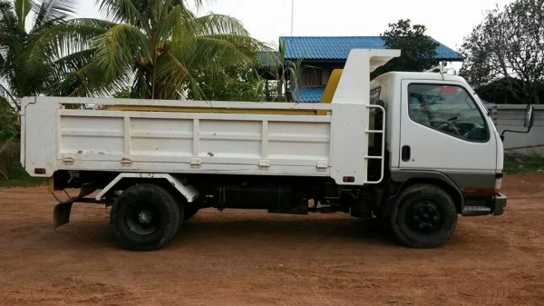 มิตซู แคนเตอร์FE649 ดั้ม หิน ทราย รถปี 48 มิตซู แคนเตอร์FE649 ดั้ม หิน ทราย รถปี 48