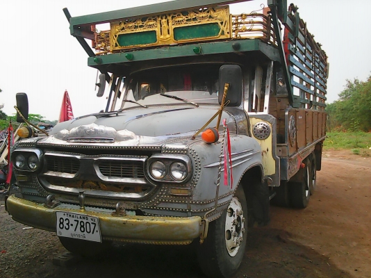 ขายสิบล้อหัวยาวเพลาเดียว อีซูสุ เพาเวอร์ เครื่อง EH-700-168 แรง เกียร์ร็อก      สโลว์อินเตอร์ 4 สปีด เฟืองท้ายใหญ่