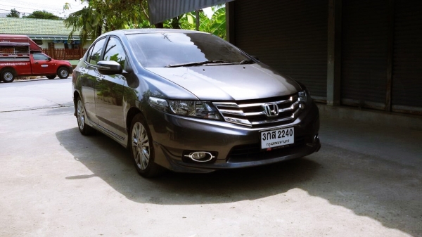 2013 HONDA CITY 1.5AT SVรุ่นTOPสุด  i-VTEC Modulo สภาพนางฟ้าราคาถูกด่วนๆ