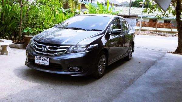 2013 HONDA CITY 1.5AT SVรุ่นTOPสุด  i-VTEC Modulo สภาพนางฟ้าราคาถูกด่วนๆ
