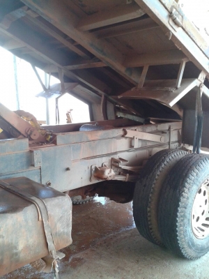 ขายรถบรรทุก 6 ล้อดัมพ์ ISUZU DECA 195 แรงม้าปี 2540 ราคา 750000