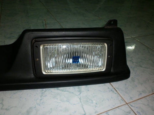 ต้องการขาย front spoiler hella vw golf mk1 ต้องการขาย front spoiler hella vw golf mk1