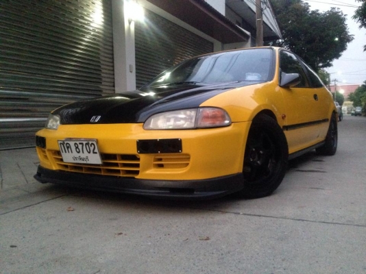 รถบ้าน CIVIC 3Dr ซิ้งๆสวยๆเครื่อง V-tec เกียร์ธรรมดา แก๊สหัวฉีด+น้ำมัน ใครมองหาอยู่ไม่ผิดหวังครับ