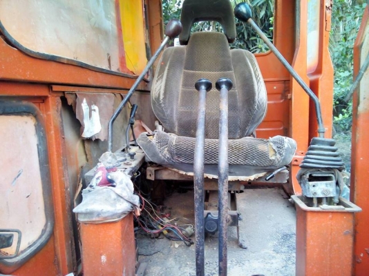 ***ขายแล้วครับขอบคุณ Truck2hand ขาย แบคโฮ ราคาเบาๆ KOBELCO SK03 (มาร์ควัน) เทียบเท่า PC-60 เครื่องเดิม ปั้มนิ้ว เครื่องISUZU C240-74HP 4สูบ เครื่องดี แห้งดี แรง แน่น ปั้มดี แรง ทำงานดี เร็วดี บูมอาร์มดี มีปะมีดามบ้าง บุ้งกี๋ดี บูท/สลัก ดี