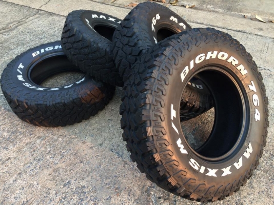 Mud-terrain Maxxis Bighorn MT-764 ขนาด 265 75 r16 สวย Mud-terrain Maxxis Bighorn MT-764 ขนาด 265 75 r16 สวย