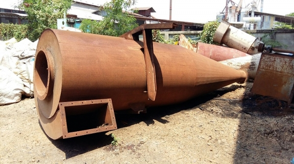 ถังบอลลูน เหล็กหนา ๆ ส่งไปโคราชครับ ถังบอลลูน เหล็กหนา ๆ ส่งไปโคราชครับ