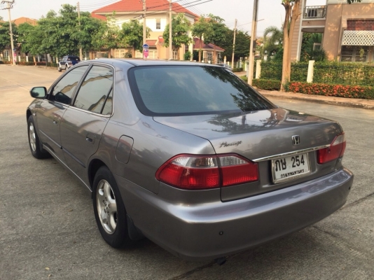 ปี2001 3.0VTEC ออโต้ ตัวนอก เบาะไฟฟ้า LPGหัวฉีด