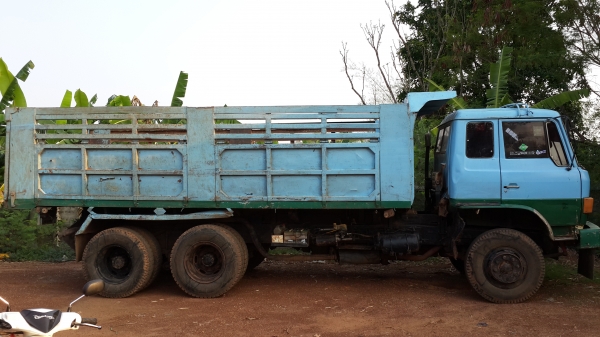 สิบล้อดั้ม SUMO 226 สองเพลา