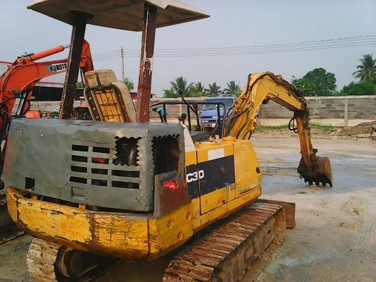 ขายแบ็คโฮ  KOMATSU   PC30 พร้อมใช้งาน