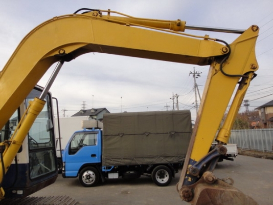 ขายรถขุด  KOMATSU PC60-6  มีหลายคัน