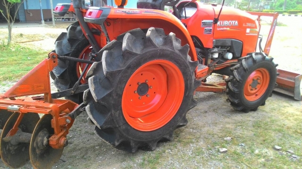 ขายรถไถ KUBOTA   L3608 ดันหน้า+ผานหลัง รถไร่สภาพเดิมๆสวย