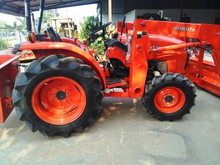 ขายรถไถ Kubota L3608(4WD) พร้อมบุ้งกี๋ รถใช้งาน73ชั่วโมง ขายรถไถ Kubota L3608(4WD) พร้อมบุ้งกี๋ รถใช้งาน73ชั่วโมง