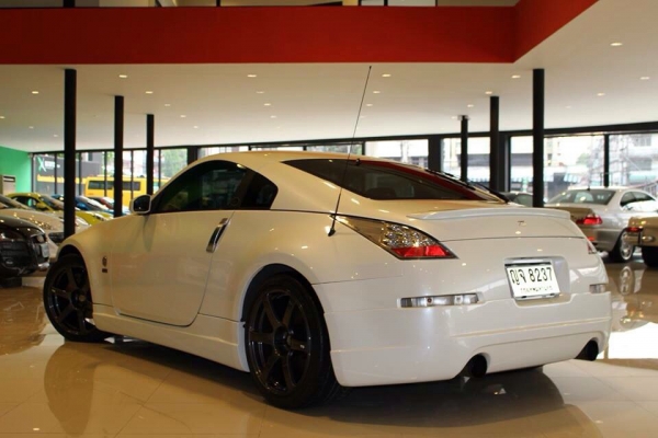 ขาย Nissan Fairlady 350Z สีขาวแท้