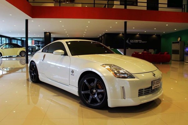 ขาย Nissan Fairlady 350Z สีขาวแท้